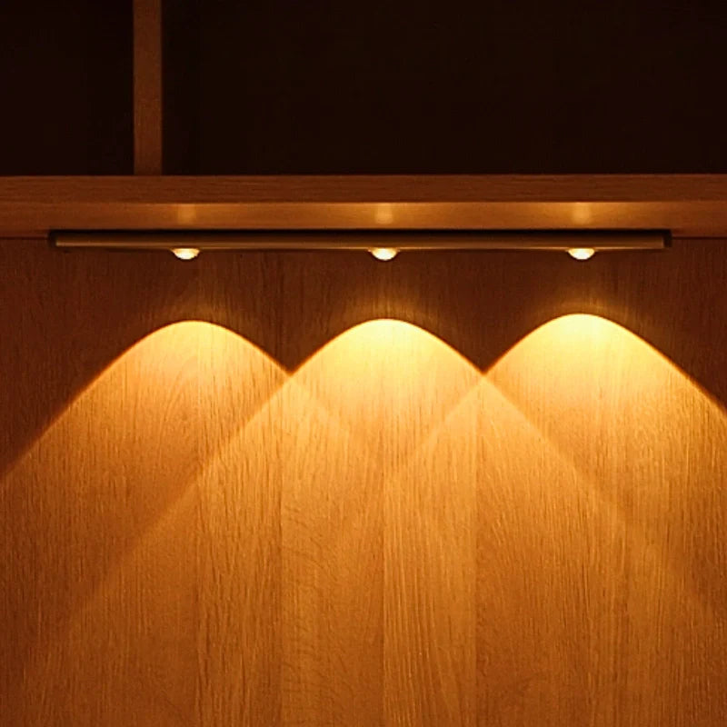 MotionKitchen - LED Cabinet Light with Motion Sensor