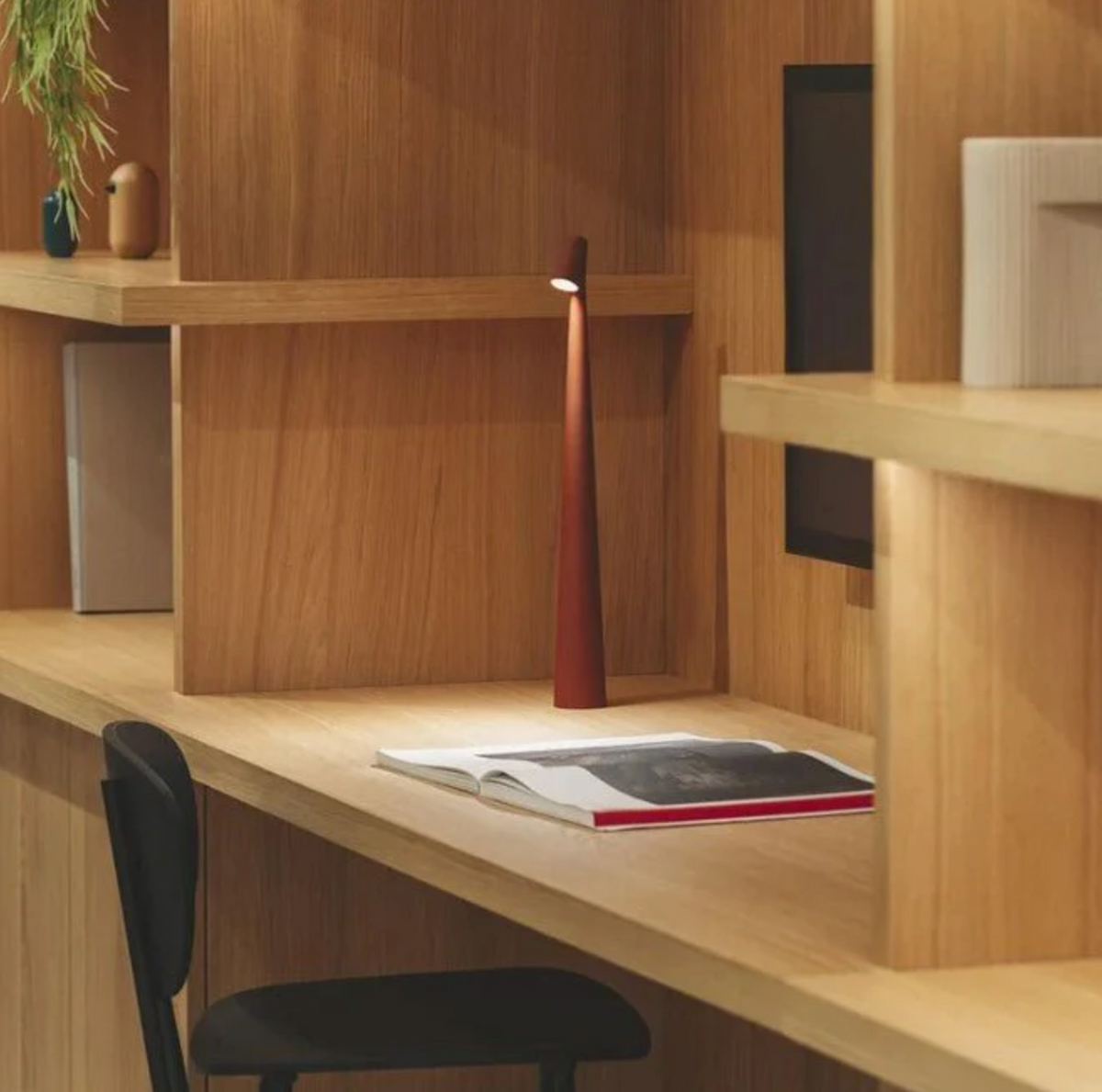 Rechargeable Bedside Table Lamp – 3-Level Dimmable Touch Light | Cordless LED Nordic Bedside Lamp